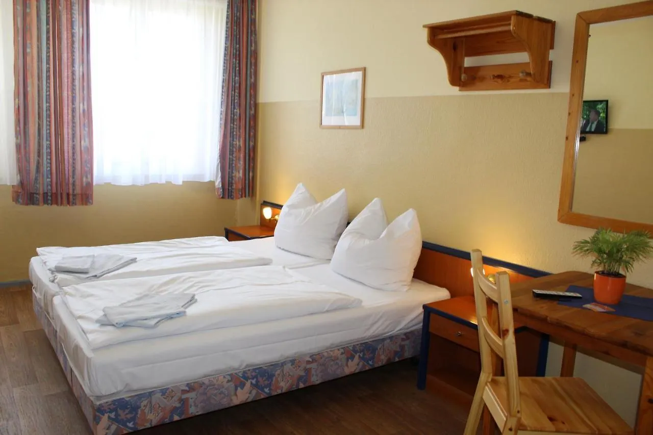 ** Vendégház Pension Schwalbenweg Schönefeld Németország