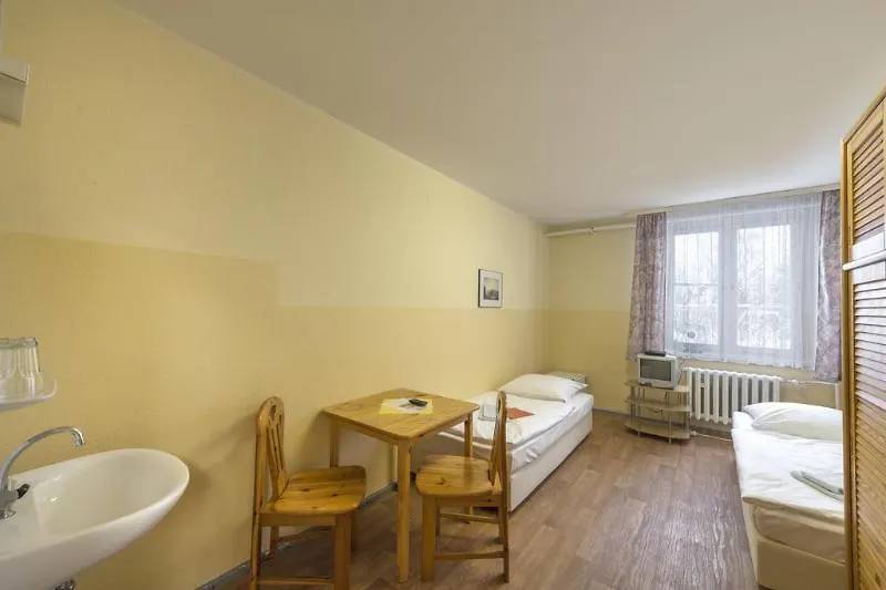 Pension Schwalbenweg Schönefeld