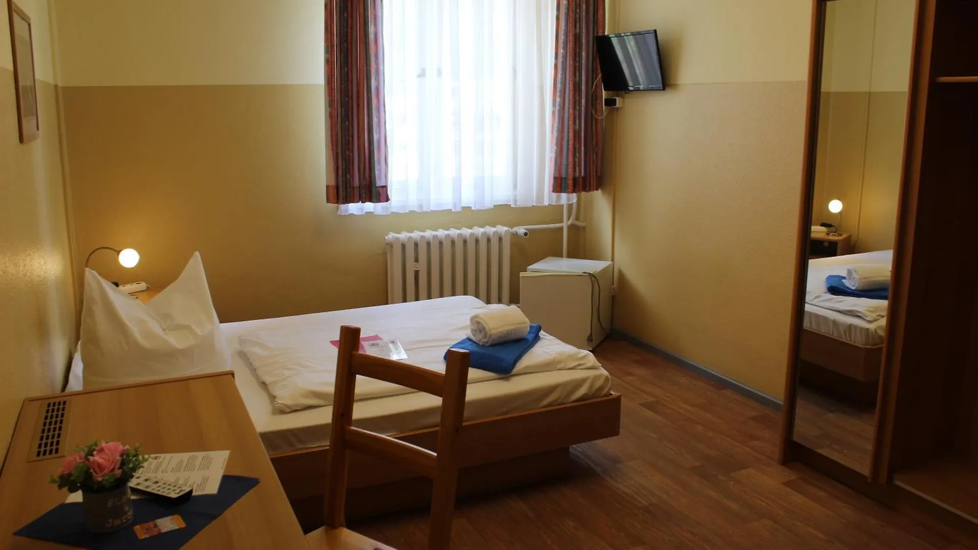 Pension Schwalbenweg Schönefeld Vendégház